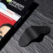 Garnier Pure Active Charcoal Anti-Blackhead Nose Strips x 4
