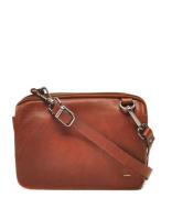 Lucca Crossbody