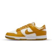 Nike Dunk low next nature light curry (w)