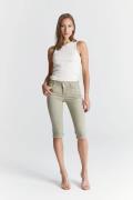 Cup of Joe Non-denim capri; %98 co-%2 ea; l00; 108 kaki