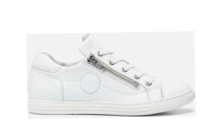 Aqa Sneakers