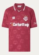 Carhartt WIP Trainings T-shirt met polokraag en logoprint