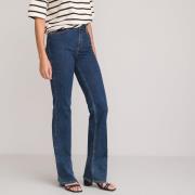 Push-up bootcut jeans