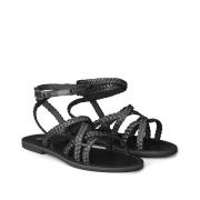 Gevlochten leren sandalen