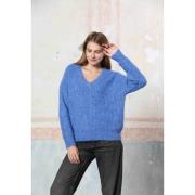 Trui in grof tricot met V-hals