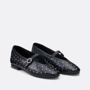 Leren ballerina met studs