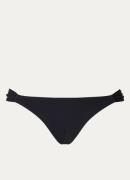 Sarda Lita tanga bikinislip