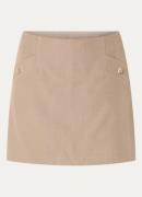 NIKKIE Kulti mini broekrok met sierknopen