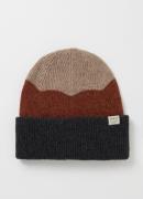 Barts Walnur fijngebreide muts van wol met colour blocking