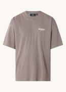 Represent Owners Club T-shirt met logo- en backprint
