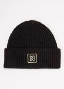 NIKKIE Nashville ribgebreide muts in wolblend met logo