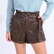 Short simili avec ceinture