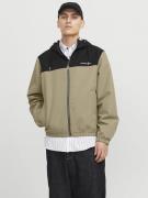 Blouson léger à capuche