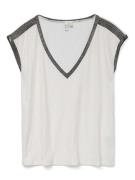 T-shirt col V