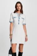 Robe droite, courte, manches courtes