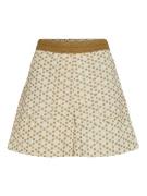 Short brodé taille haute