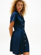 Robe courte boutonnée, manches courtes