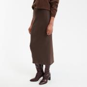 Jupe droite, longue, en maille